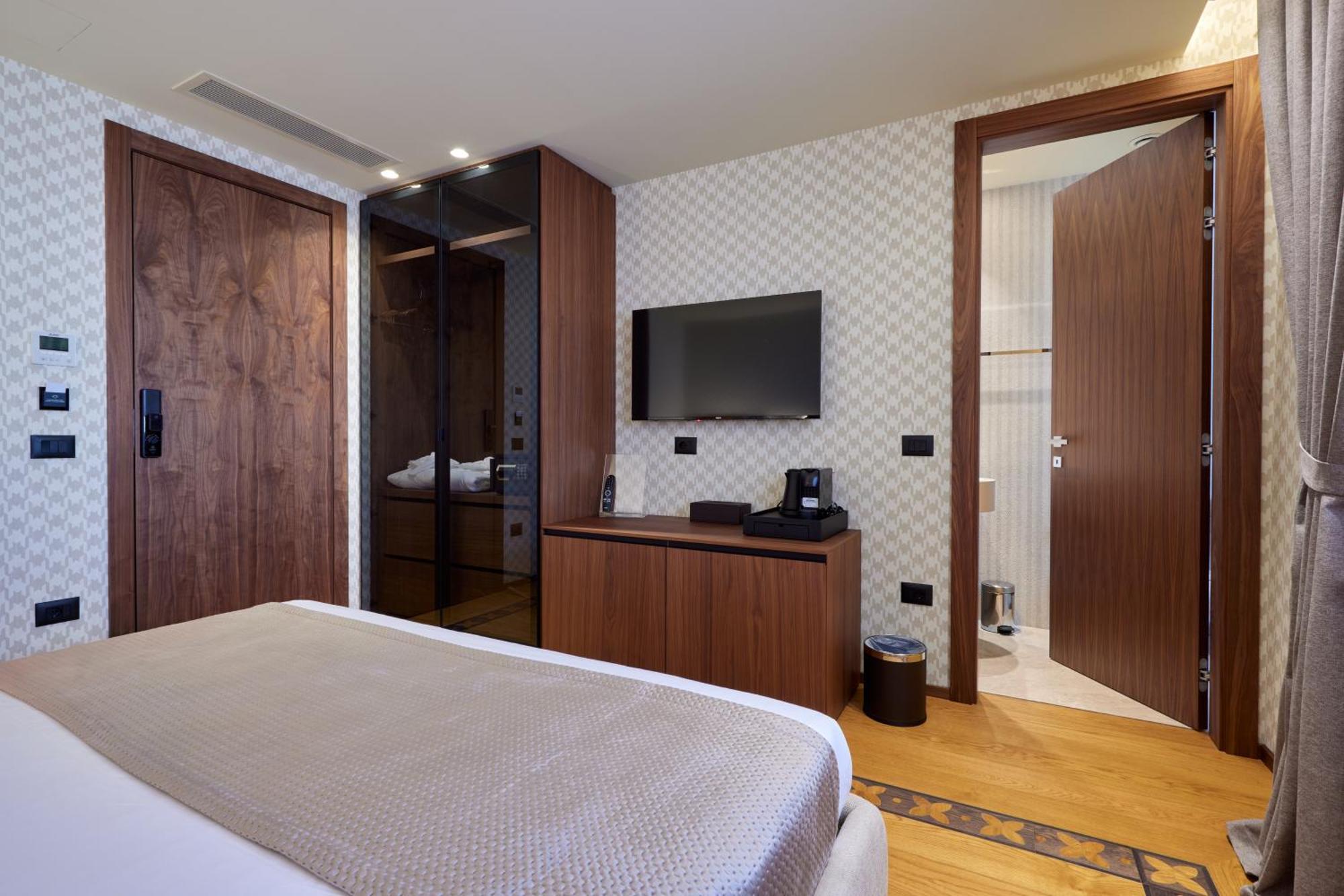 Valis Luxury Hotel Vlore Ruang foto